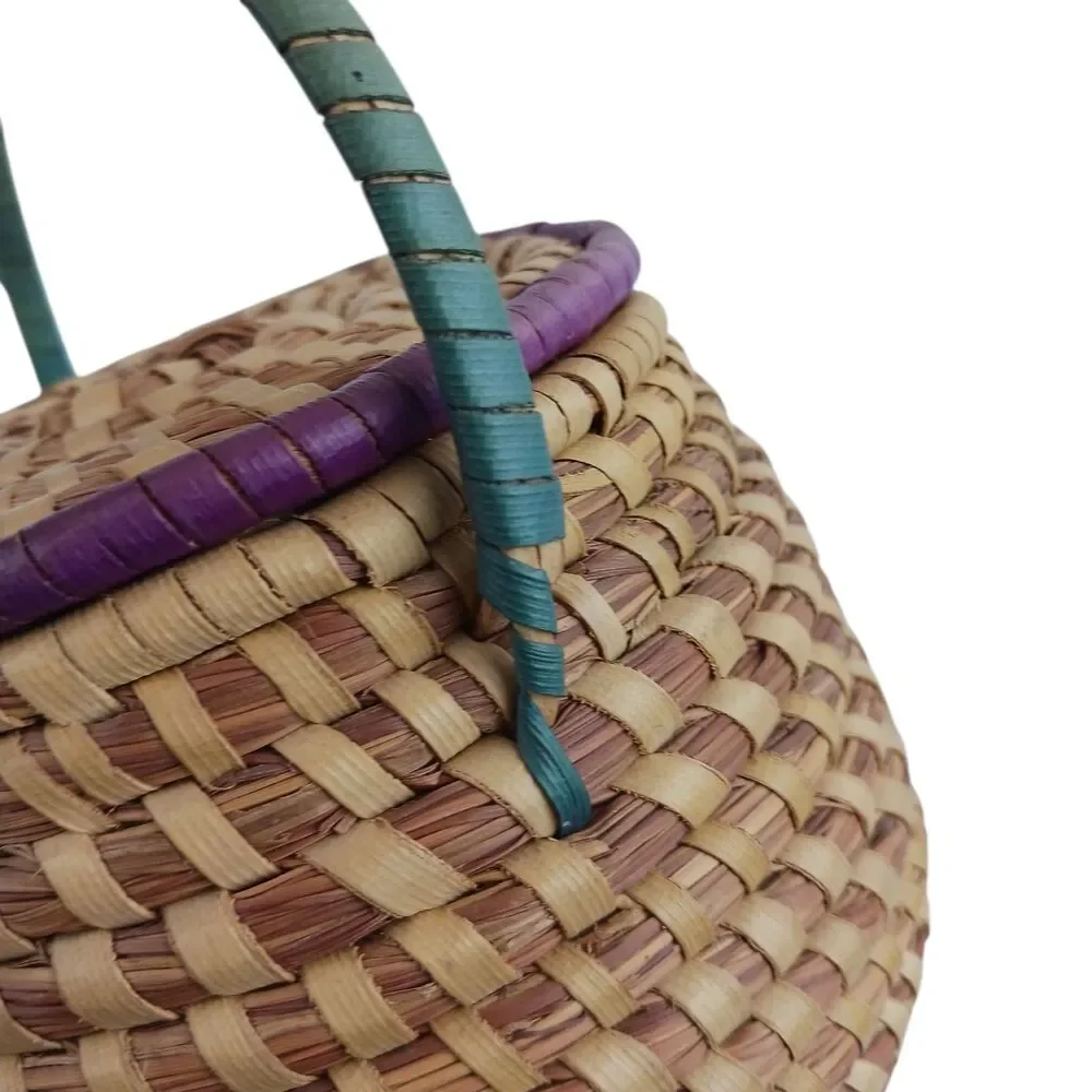 Vtg Sweetgrass Basket With Lid Low Country Single Handle Gullah
